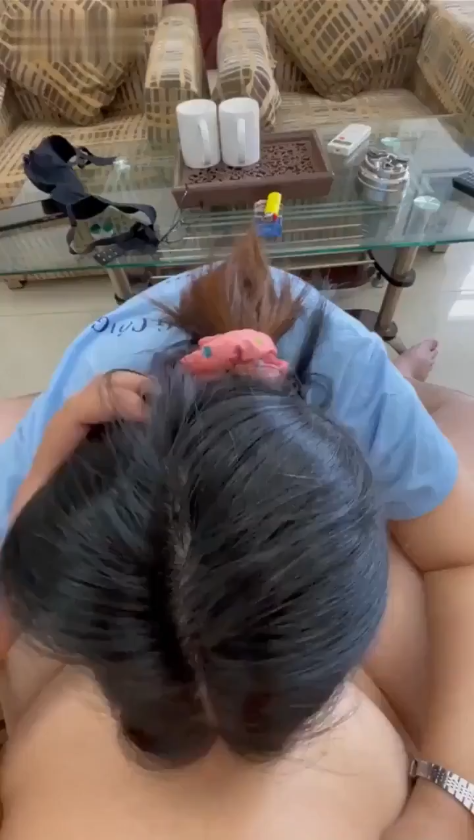 Clip sex của em nữ sinh đại học Công Thương HCM - sex Việt Nam
